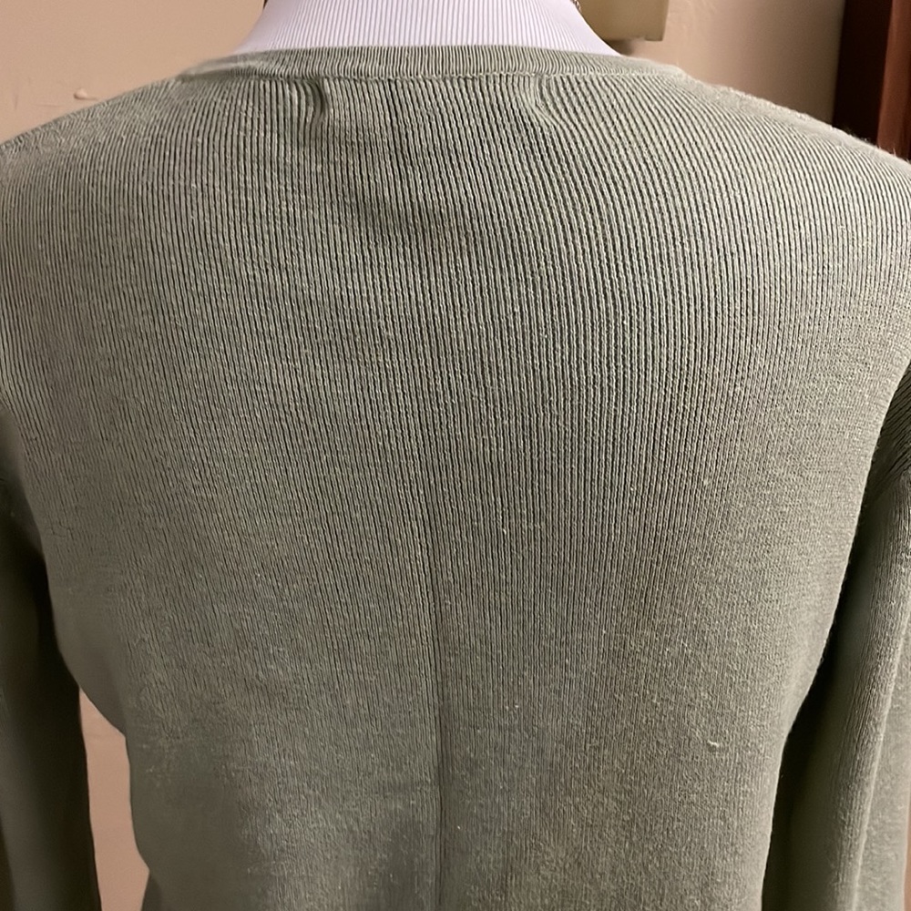 Sweater - Picture 4 of 5